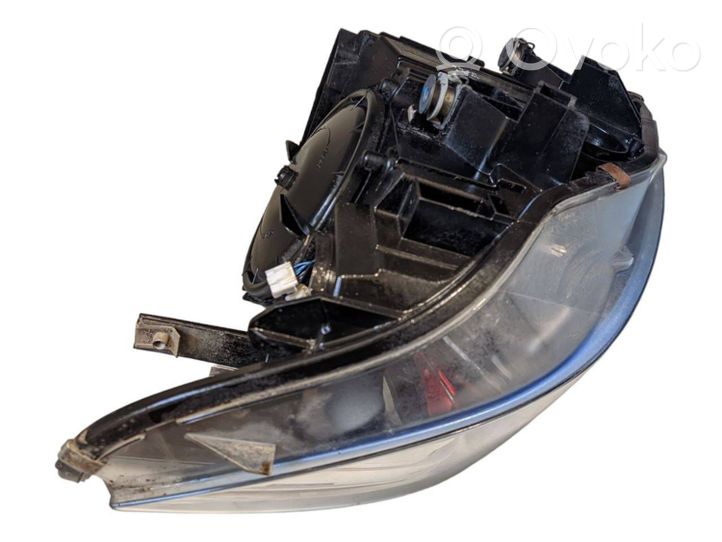 BMW 4 F32 F33 Lampa przednia 7460619