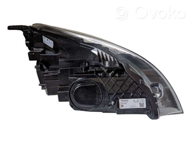 Volvo V40 Phare frontale 31677018