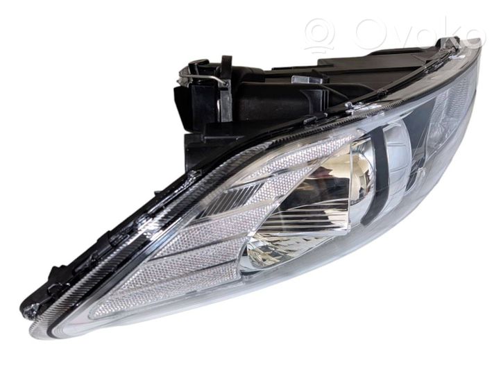 Volvo C70 Lampa przednia LE08A6183