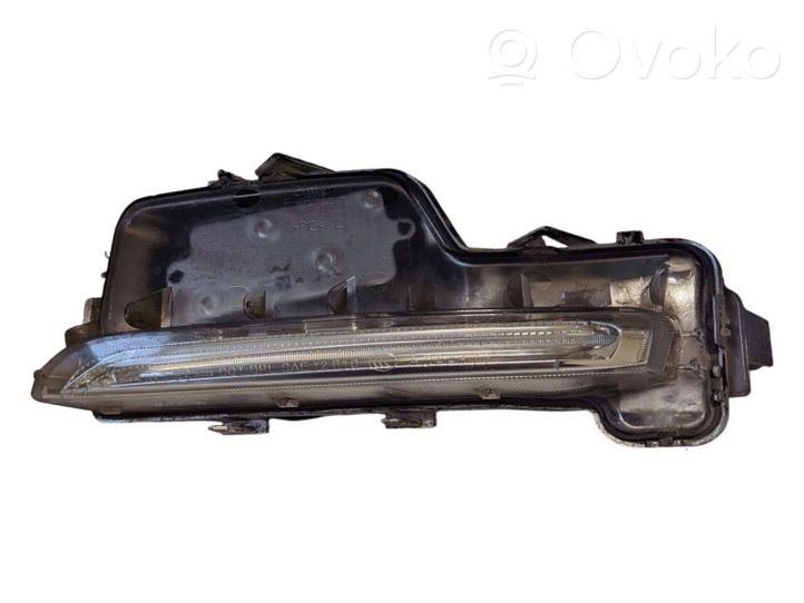 Volvo V60 Phare frontale 31353289