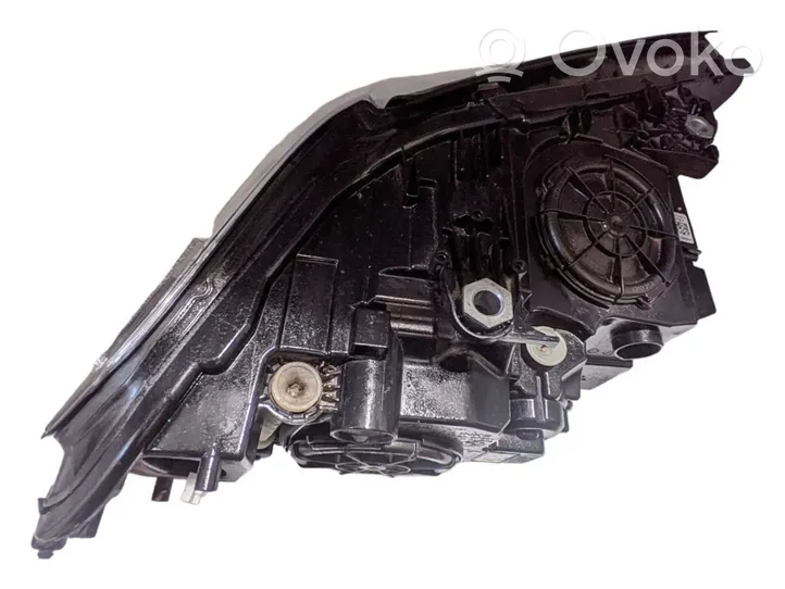 BMW 5 G30 G31 Faro/fanale 7439209