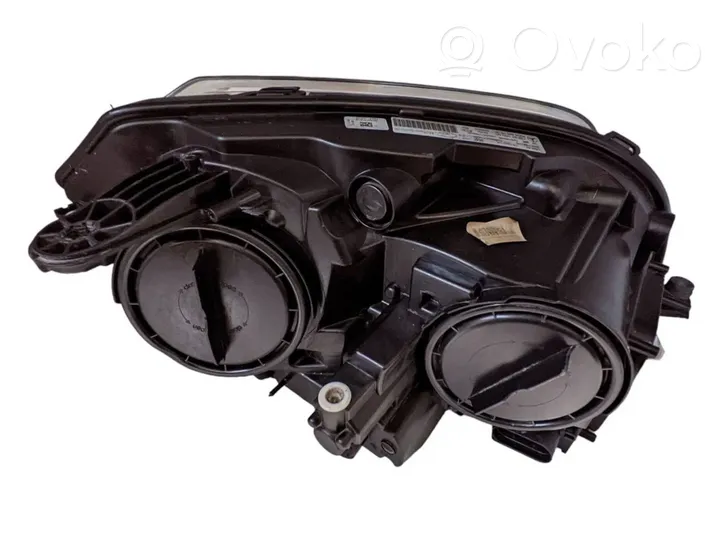 Mercedes-Benz GLK (X204) Lampa przednia A2048201539