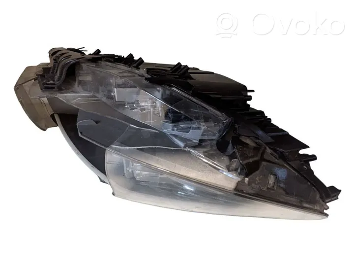 BMW 5 F10 F11 Lampa przednia A8720324012