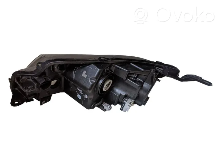 Suzuki Vitara (LY) Lampa przednia 10018095