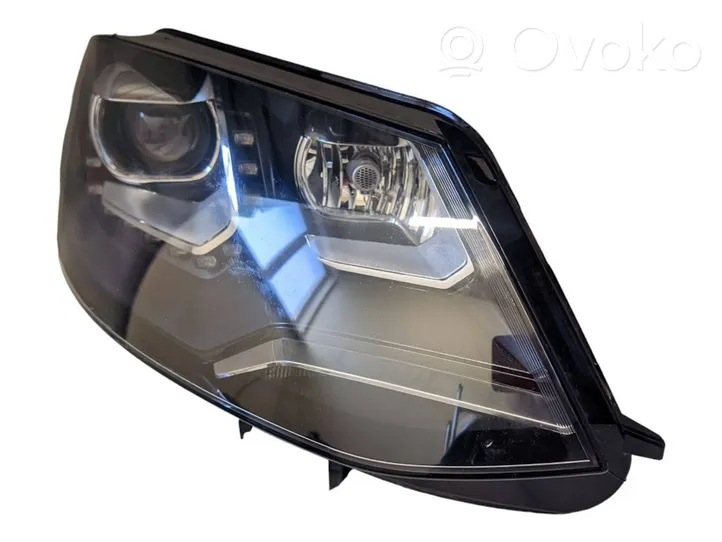 Volkswagen Sharan Lampa przednia 7N1941752B