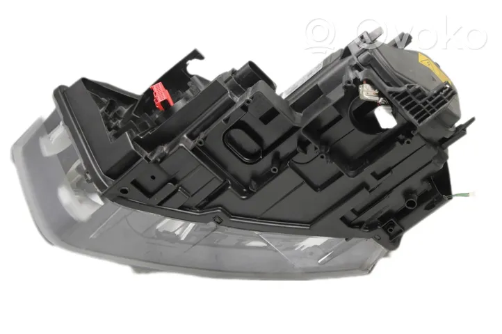 Audi Q3 8U Faro delantero/faro principal 8U0941006