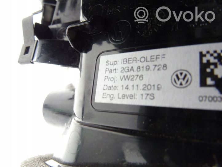 Volkswagen T-Roc Ramka deski rozdzielczej 2GA858416
