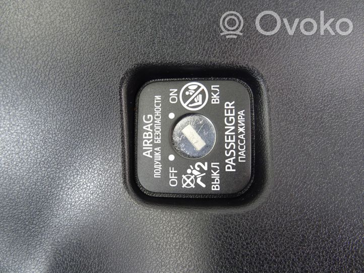 Lexus UX Boczny element deski rozdzielczej 5531876070