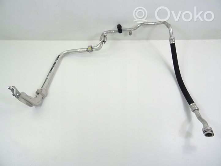 Volkswagen Touran III Air conditioning (A/C) pipe/hose 5QB816738A