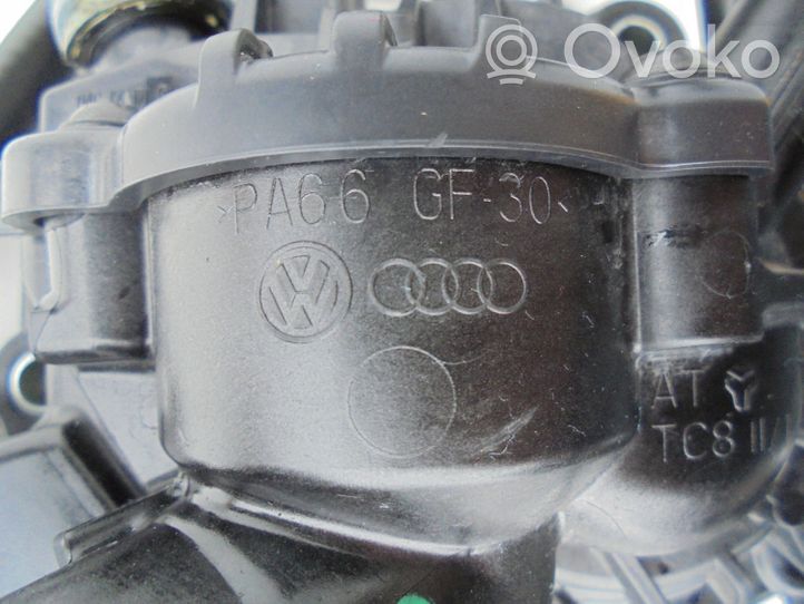 Volkswagen Polo VI AW Vandens pompa 04C121042C