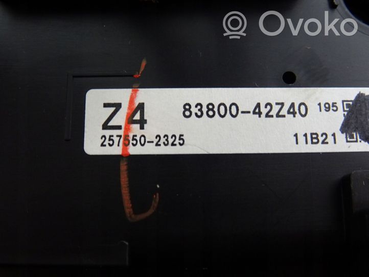 Toyota RAV 4 (XA50) Compteur de vitesse tableau de bord 8380042Z40