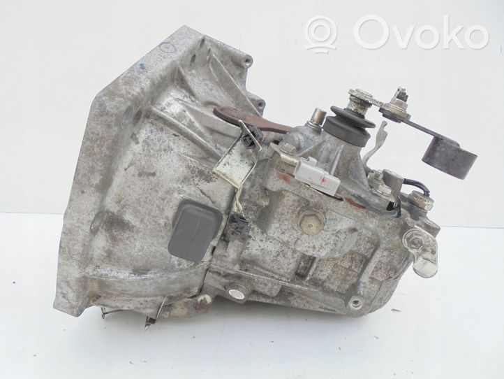 Toyota Aygo AB40 Mechaninė 5 pavarų dėžė 20TT55