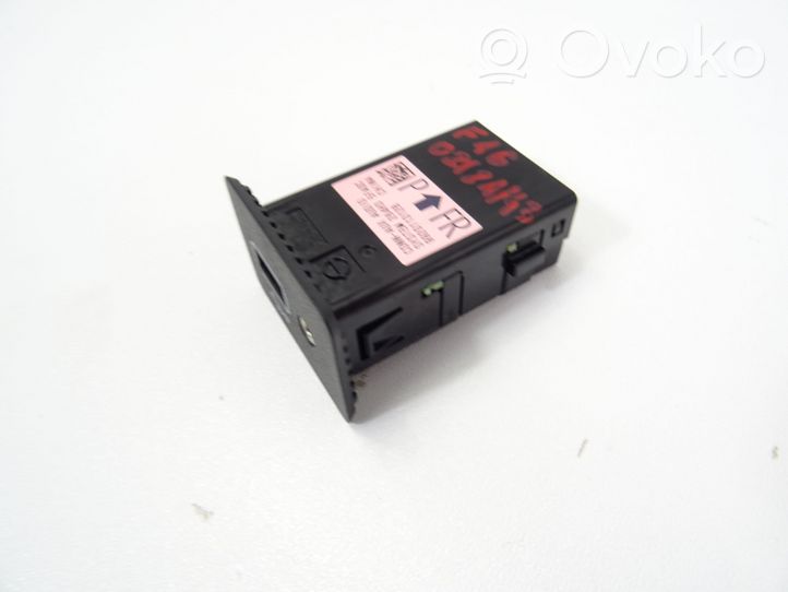 Nissan Juke II F16 Connecteur/prise USB 284H35FA0C