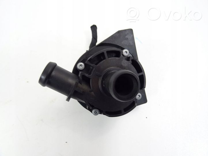 Audi A3 S3 8V Vesipumppu 0392023211