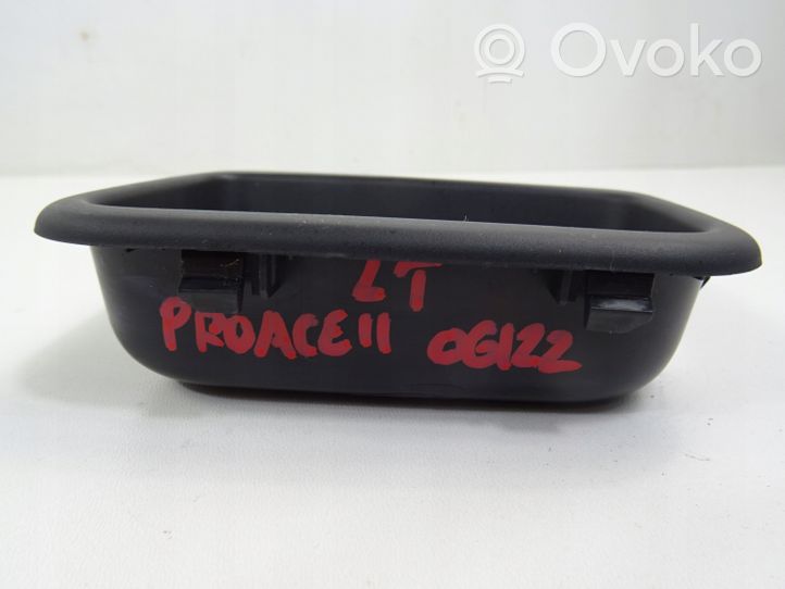 Toyota Proace Liukuoven lista 9809921777