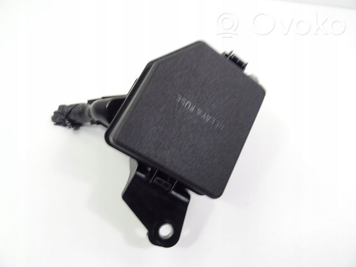 Toyota RAV 4 (XA50) Module de fusibles 8266242670