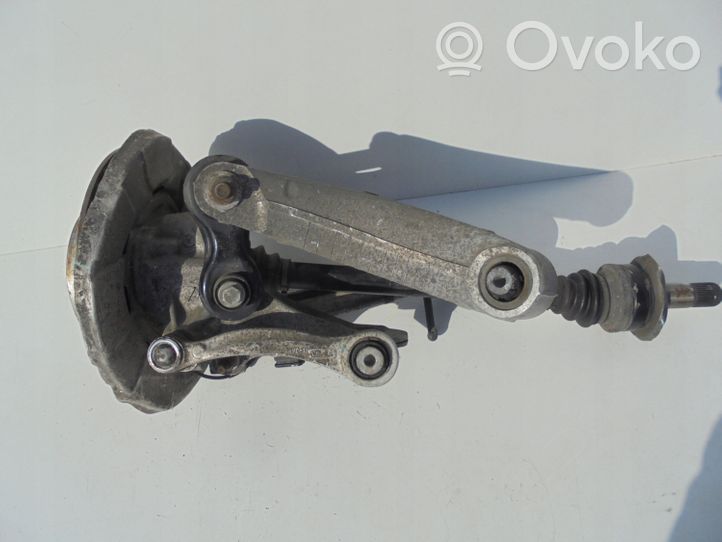 BMW X5 E70 Pivot de moyeu arrière 6771543