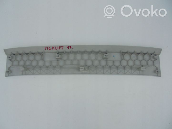 Volkswagen Tiguan Osłona / Listwa podsufitki bagażnika 5N0867617