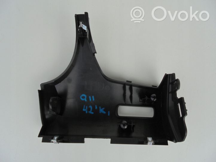 Nissan Qashqai Panelės apdailos skydas (apatinis) 684104EH1A