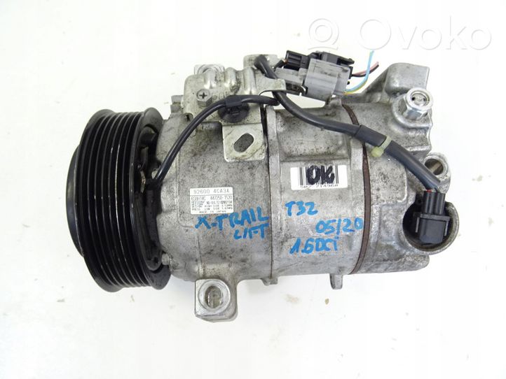 Nissan X-Trail T32 Ilmastointilaitteen kompressorin pumppu (A/C) 926004CA3A 