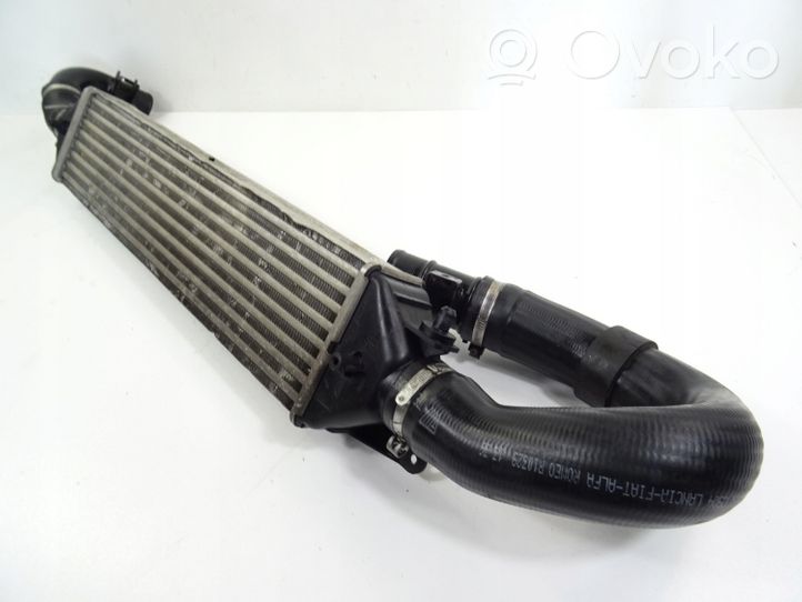 Fiat 500E Chłodnica powietrza doładowującego / Intercooler 