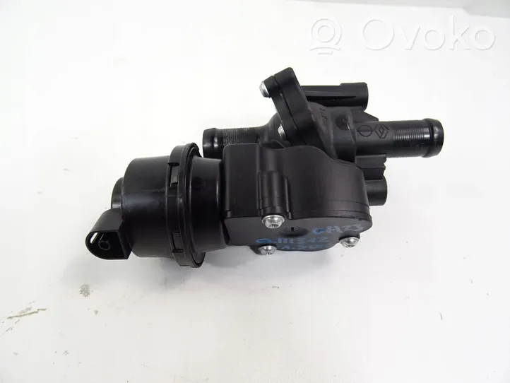 Nissan Qashqai J12 Obudowa termostatu 922306682R