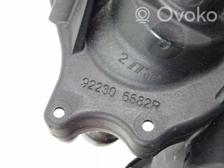 Nissan Qashqai J12 Obudowa termostatu 922306682R