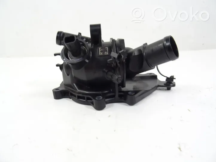 Nissan Qashqai J12 Boîtier de thermostat NISSAN