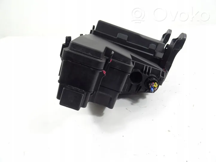 Nissan X-Trail T32 Fuse box set 284B7-5NA0A