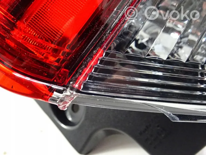 Nissan X-Trail T32 Rear/tail lights 26550-6FP0A