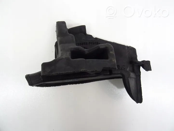 Toyota C-HR Supporto/guarnizione in poliuretano espanso del parafango 53825-F4010