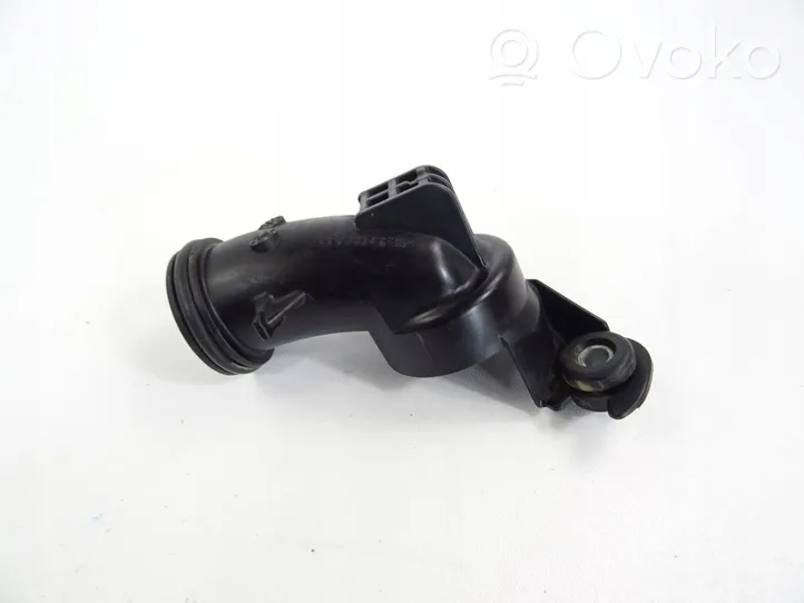 Nissan Qashqai Tubo flessibile del liquido di raffreddamento del motore 72434496