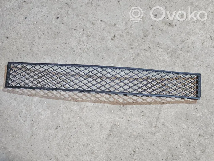 BMW 7 F01 F02 F03 F04 Grille inférieure de pare-chocs avant 7183870