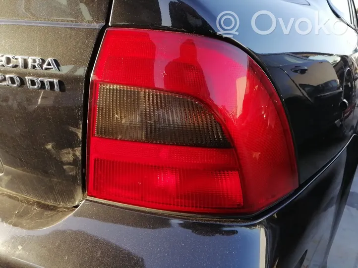 Opel Vectra B Takaluukun takavalot 
