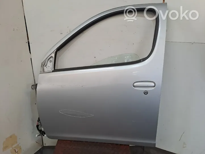 Toyota Yaris Verso Drzwi przednie 