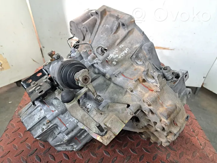 Toyota Corolla E90 Mechaninė 5 pavarų dėžė 