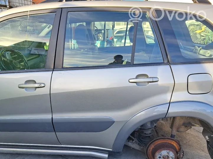 Toyota RAV 4 (XA20) Portiera posteriore 