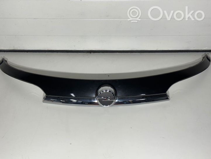 Opel Insignia A Barra luminosa targa del portellone del bagagliaio AMF94110