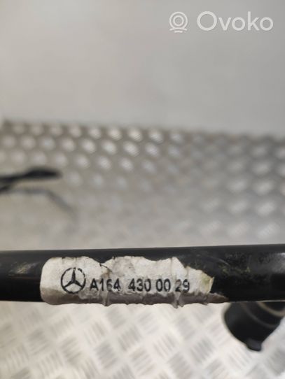 Mercedes-Benz ML W164 Tuyau sous vide A1644300029