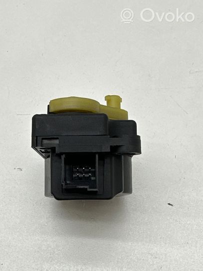 Opel Signum Moteur / actionneur de volet de climatisation 09180204