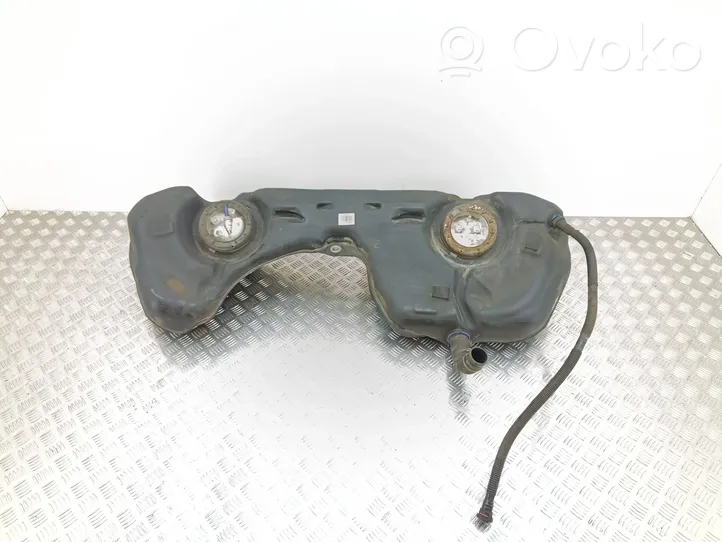 BMW 1 E81 E87 Réservoir de carburant 6763843