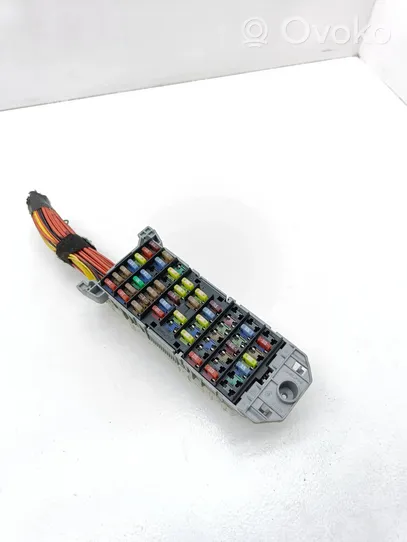 Opel Meriva A Fuse module 93363136