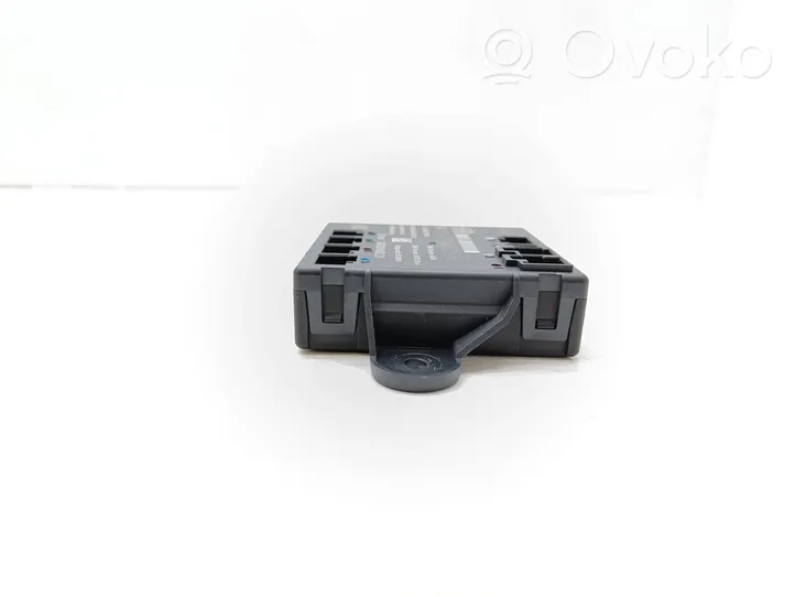 Mercedes-Benz C W204 Oven ohjainlaite/moduuli A2048702526