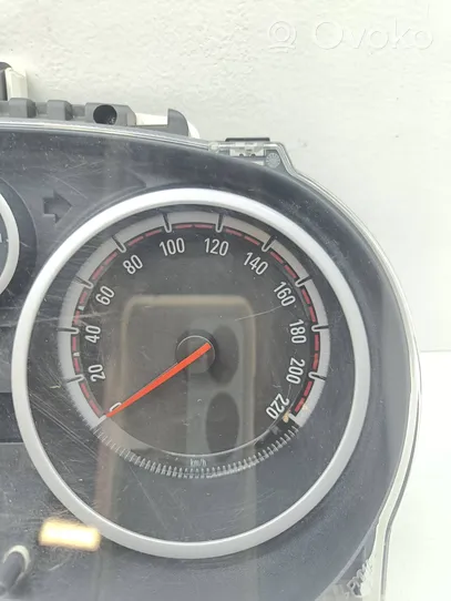 Opel Corsa D Geschwindigkeitsmesser Cockpit 1344277