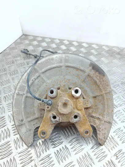 Opel Corsa D Rear wheel hub 