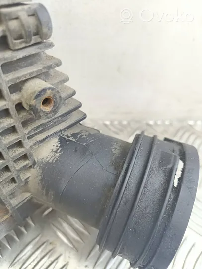 Volkswagen Golf V Chłodnica powietrza doładowującego / Intercooler 1K0145803