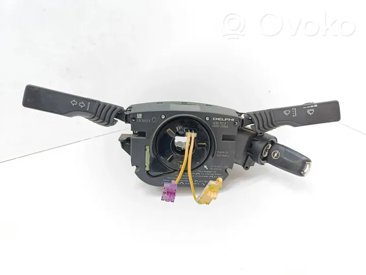 Opel Vectra C Wiper turn signal indicator stalk/switch 13132473