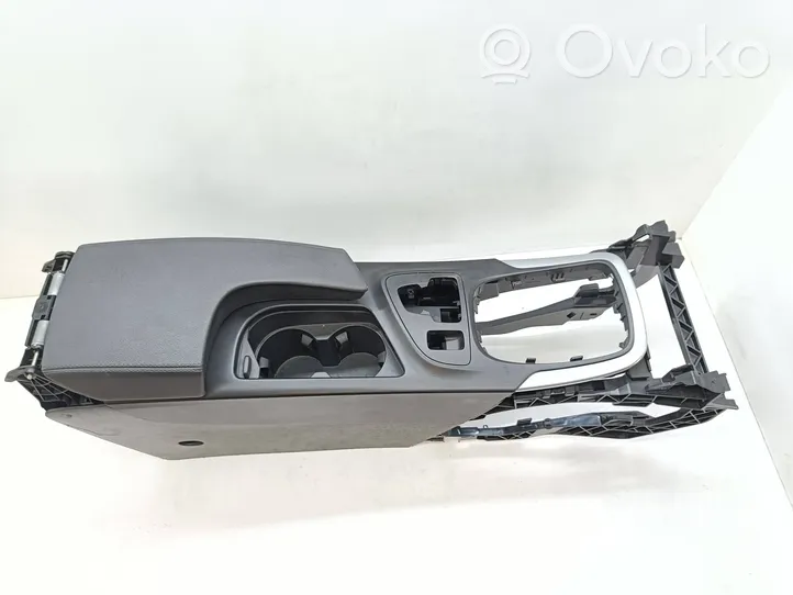 Opel Insignia A Armrest 13289021