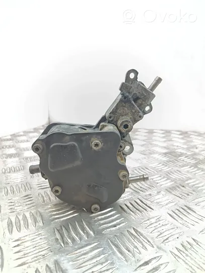 Volkswagen Caddy Vacuum pump 038145215