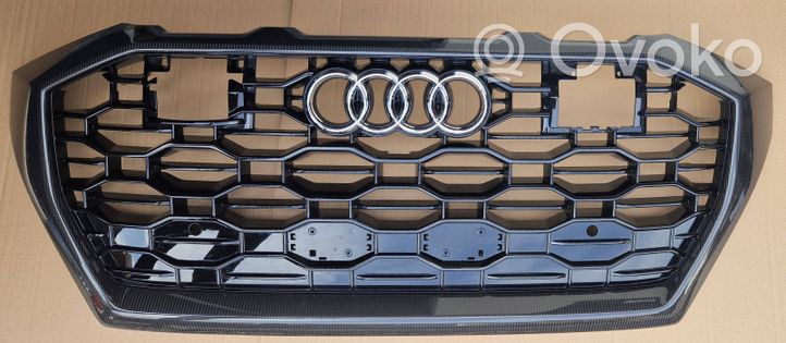 Audi RS Q8 Grotelės viršutinės 4M8853651